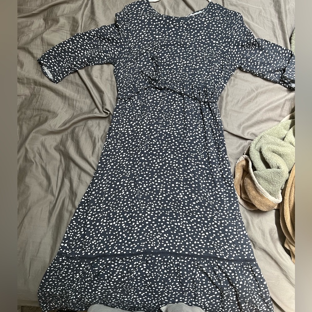 Maternity dress size Medium